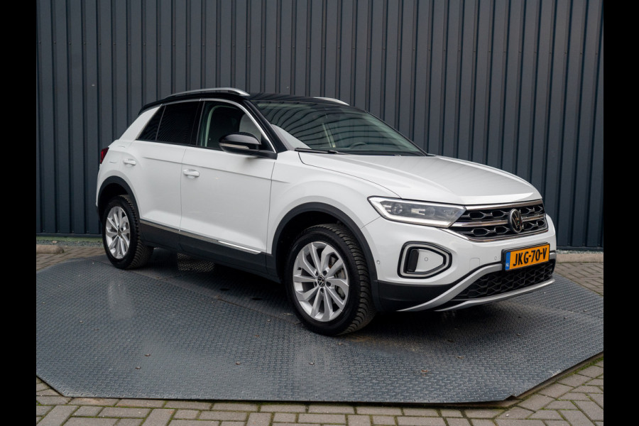 Volkswagen T-Roc 1.5 TSI 150Pk DSG Style | Trekhaak afnb. | IQ Light | Allseason banden | Prijs Rijklaar!!