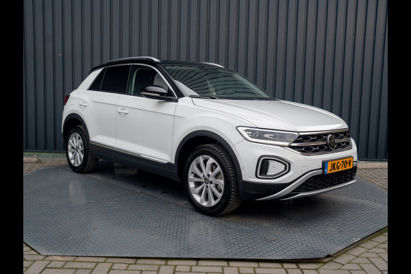 Volkswagen T-Roc 1.5 TSI 150Pk DSG Style | Trekhaak afnb. | IQ Light | Allseason banden | Prijs Rijklaar!!