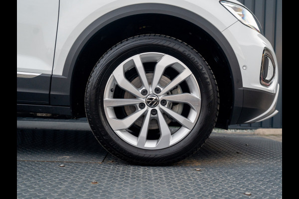 Volkswagen T-Roc 1.5 TSI 150Pk DSG Style | Trekhaak afnb. | IQ Light | Allseason banden | Prijs Rijklaar!!