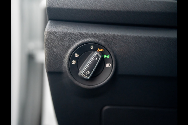 Volkswagen T-Roc 1.5 TSI 150Pk DSG Style | Trekhaak afnb. | IQ Light | Allseason banden | Prijs Rijklaar!!