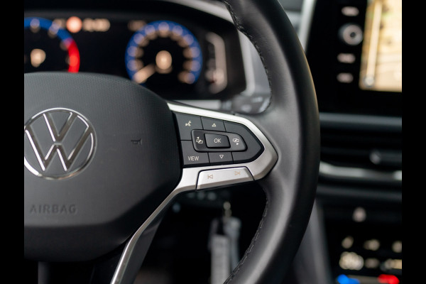 Volkswagen T-Roc 1.5 TSI 150Pk DSG Style | Trekhaak afnb. | IQ Light | Allseason banden | Prijs Rijklaar!!