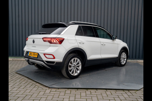 Volkswagen T-Roc 1.5 TSI 150Pk DSG Style | Trekhaak afnb. | IQ Light | Allseason banden | Prijs Rijklaar!!