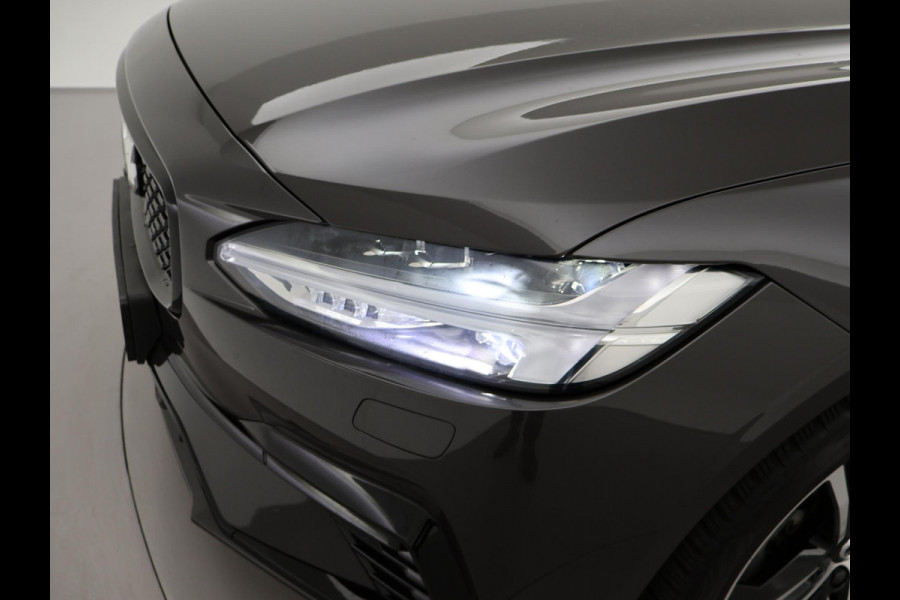 Volvo S90 2.0 T8 390 PK HYBRID AWD R-DESIGN POLESTAR BOWERS & WILKINS | SCHUIFDAK | TREKHAAK | LUCHTVERING | 360 CAMERA | 20 INCH