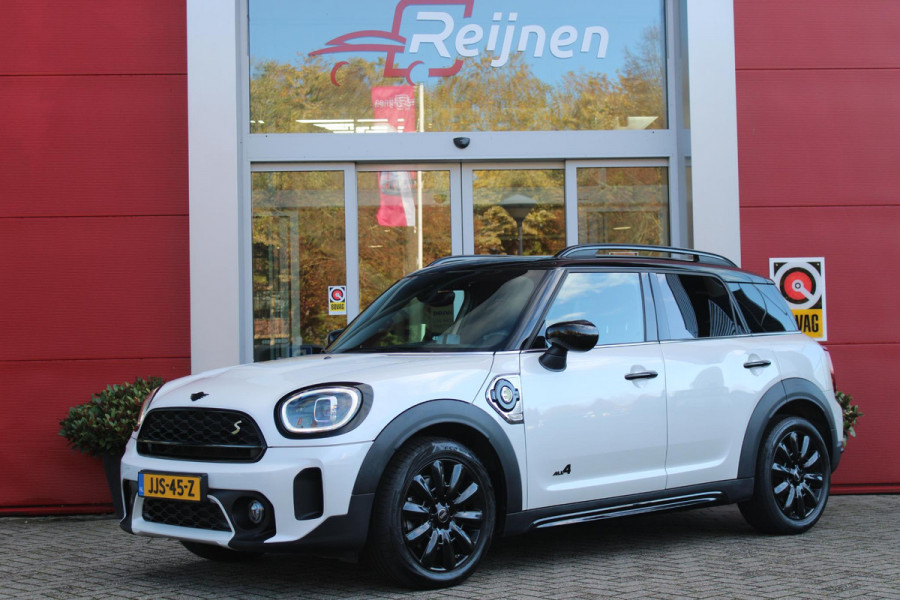MINI Countryman 2.0 Cooper S E 220PK ALL4 CHILI | UNION JACK ACHTERLICHTEN | LEDEREN BEKLEDING | ELEKTRISCH BEDIENBARE VOORSTOELEN MET GEHEUGENFUNSCTIE OP DE BESTUURDERSSTOEL | STOEL/VOORRUIT VERWARMING | FULL LED KOPLAMPEN | DRAADLOZE APPLE CARPLAY/ANDROID AUTO | DRAADLOZE TELEFOONLADER | NAVIGATIE | EXTRA GETINTE ACHTERRUITEN | ZWART DAK | 18" LICHTMETALEN VELGEN BLACK 10 SPAAKS | ACHTERUITRIJ CAMERA | PARKEERSENSOREN VOOR EN ACHTER | CLIMATE CONTROL | KEYLESS ENTRY/START | HUD (HEAD UP DISPLAY) | ADAPTIVE CRUISE CONTROL | DAB+ RADIO | DONKERE HEMEL BEKLEDING |