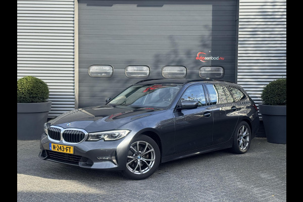 BMW 3 Serie Touring 320d Business Edition Plus | Navigatie | Lederen Bekleding | M-Sport Stuur | DAB |