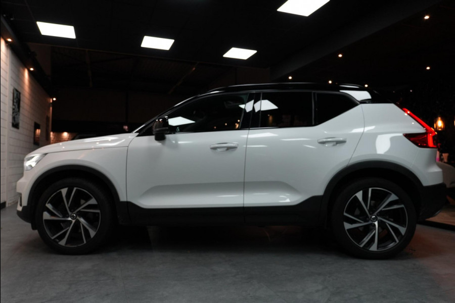 Volvo XC40 2.0 T4 AWD RSDESIGN|PANO|CLIMA|VIRTUEEL