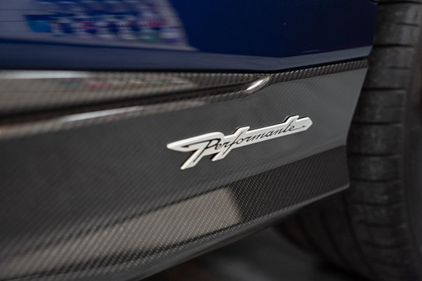 Lamborghini Urus Performante FULLCARBON|AKRA|B&O|PANO