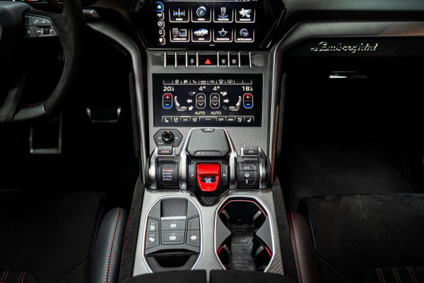 Lamborghini Urus Performante FULLCARBON|AKRA|B&O|PANO