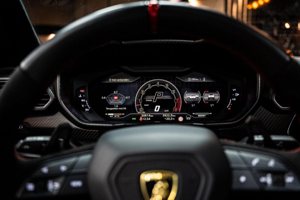 Lamborghini Urus Performante FULLCARBON|AKRA|B&O|PANO