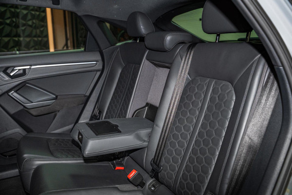 Audi Q3 Sportback RSQ3 NARDOGREY|PANO|SONOS|FULLEDER|AUT