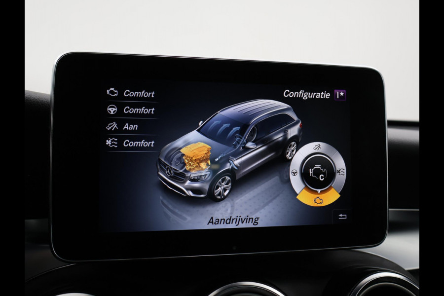 Mercedes-Benz GLC 350e PLUG-IN HYBRID 320 PK 4MATIC AMG SPORT + WEGKL. TREKHAAK / PANORAMA / LEDER / CAMERA