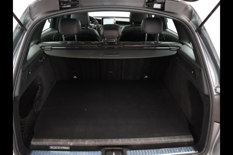 Mercedes-Benz GLC 350e PLUG-IN HYBRID 320 PK 4MATIC AMG SPORT + WEGKL. TREKHAAK / PANORAMA / LEDER / CAMERA
