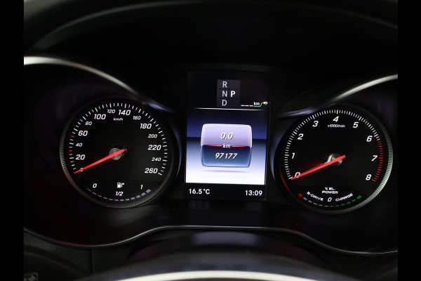 Mercedes-Benz GLC 350e PLUG-IN HYBRID 320 PK 4MATIC AMG SPORT + WEGKL. TREKHAAK / PANORAMA / LEDER / CAMERA