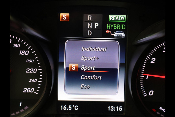 Mercedes-Benz GLC 350e PLUG-IN HYBRID 320 PK 4MATIC AMG SPORT + WEGKL. TREKHAAK / PANORAMA / LEDER / CAMERA