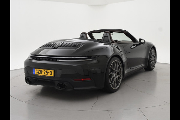 Porsche 911 Cabrio 3.0 CARRERA EXCLUSIVE MANUFAKTUR DARK OLIVE + CLUBLEDER EXCLUSIEF TRUFFEL BRUIN