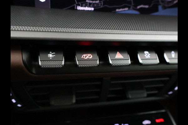 Porsche 911 Cabrio 3.0 CARRERA EXCLUSIVE MANUFAKTUR DARK OLIVE + CLUBLEDER EXCLUSIEF TRUFFEL BRUIN