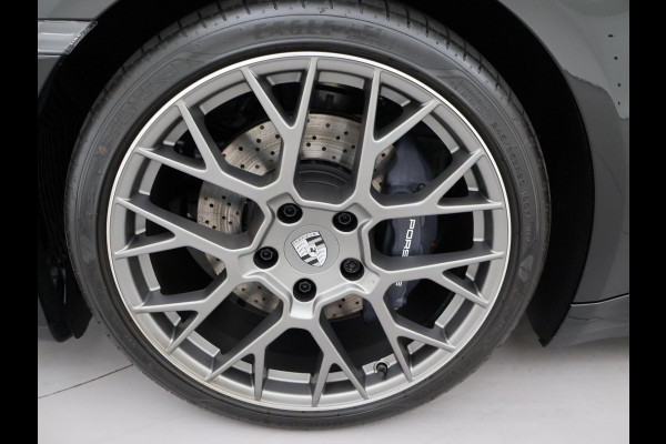 Porsche 911 Cabrio 3.0 CARRERA EXCLUSIVE MANUFAKTUR DARK OLIVE + CLUBLEDER EXCLUSIEF TRUFFEL BRUIN