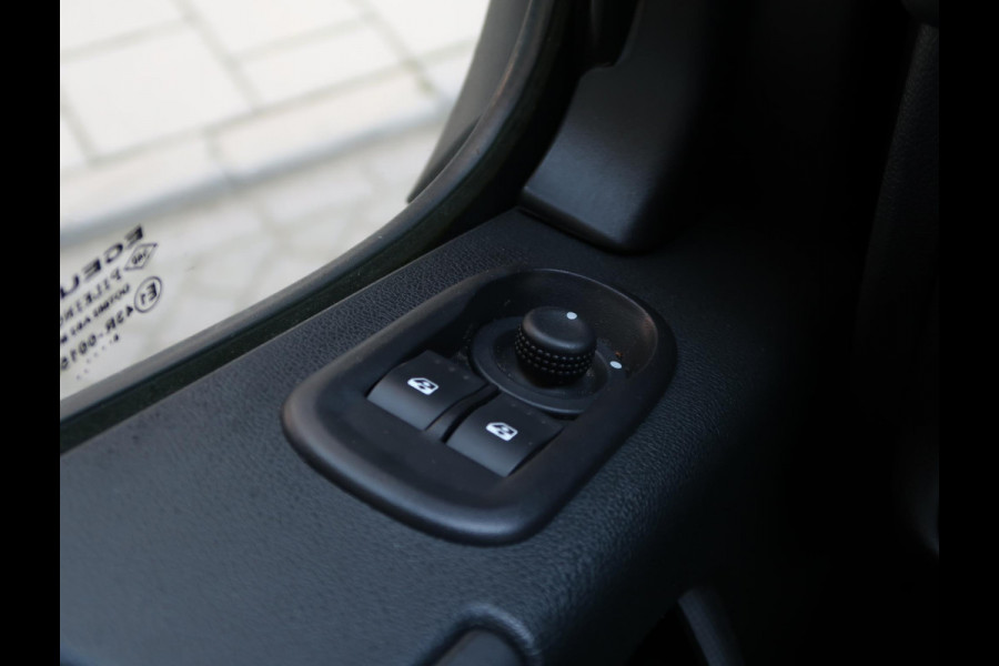 Renault Master T35 2.3 dCi 165 PK L4 BAKWAGEN MEUBELBAK DUBBEL LUCHT