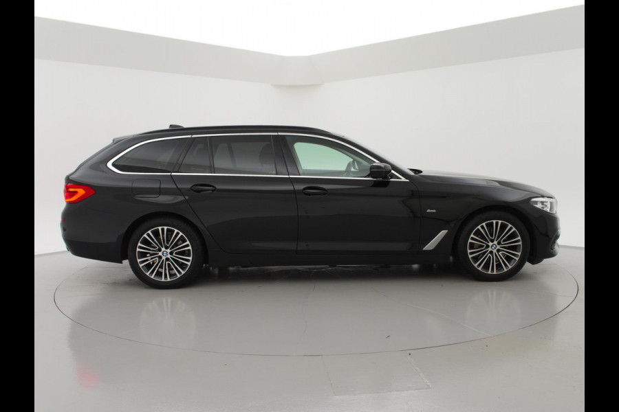 BMW 5 Serie Touring 530i H.E. SPORT-LINE 252 PK AUT8. + LEDER EXCLUSIVE / ADAPTIVE CRUISE / CARPLAY