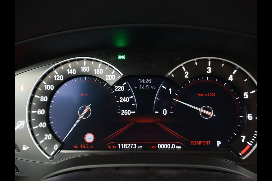 BMW 5 Serie Touring 530i H.E. SPORT-LINE 252 PK AUT8. + LEDER EXCLUSIVE / ADAPTIVE CRUISE / CARPLAY