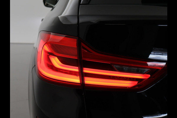 BMW 5 Serie Touring 530i H.E. SPORT-LINE 252 PK AUT8. + LEDER EXCLUSIVE / ADAPTIVE CRUISE / CARPLAY