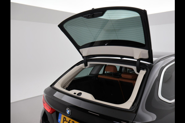 BMW 5 Serie Touring 530i H.E. SPORT-LINE 252 PK AUT8. + LEDER EXCLUSIVE / ADAPTIVE CRUISE / CARPLAY