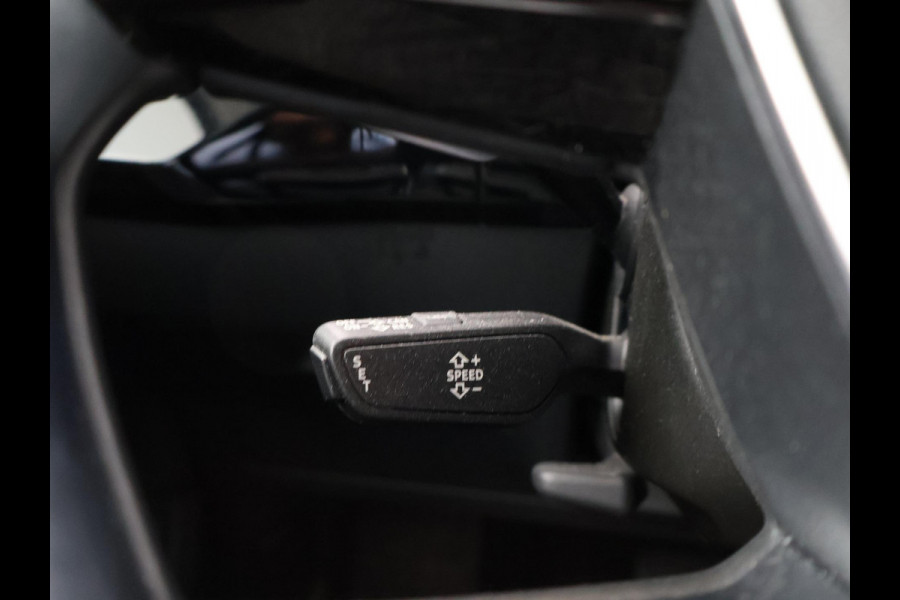 Audi e-tron 50 QUATTRO LAUCH EDITION ALL BLACK PACK + TREKHAAK | LUCHTVERING | CAMERA