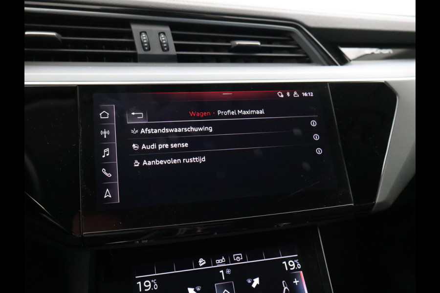 Audi e-tron 50 QUATTRO LAUCH EDITION ALL BLACK PACK + TREKHAAK | LUCHTVERING | CAMERA