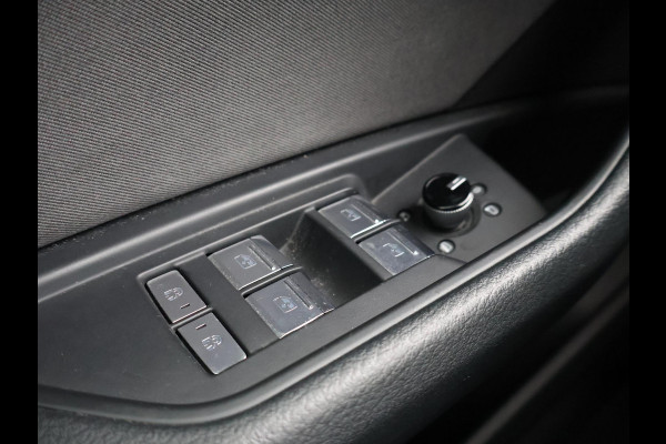 Audi e-tron 50 QUATTRO LAUCH EDITION ALL BLACK PACK + TREKHAAK | LUCHTVERING | CAMERA