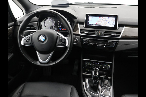 BMW 2 Serie Gran Tourer 218i 7-PERS HIGH EXECUTIVE AUT. + HEAD-UP | LEDER | AFN. TREKHAAK | CAMERA | STOELVERW.