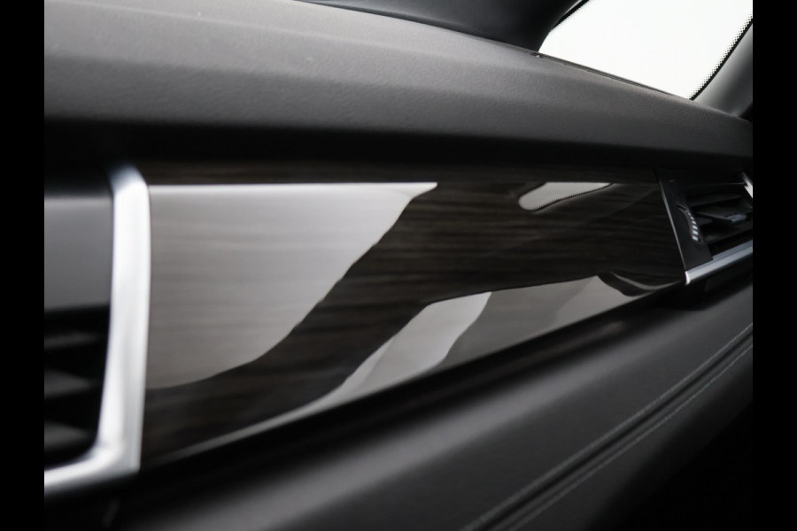 BMW 2 Serie Gran Tourer 218i 7-PERS HIGH EXECUTIVE AUT. + HEAD-UP | LEDER | AFN. TREKHAAK | CAMERA | STOELVERW.