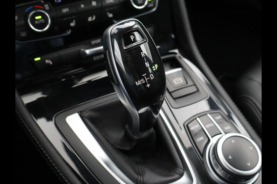 BMW 2 Serie Gran Tourer 218i 7-PERS HIGH EXECUTIVE AUT. + HEAD-UP | LEDER | AFN. TREKHAAK | CAMERA | STOELVERW.