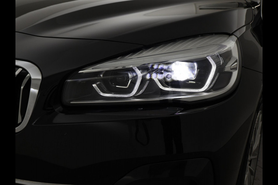 BMW 2 Serie Gran Tourer 218i 7-PERS HIGH EXECUTIVE AUT. + HEAD-UP | LEDER | AFN. TREKHAAK | CAMERA | STOELVERW.