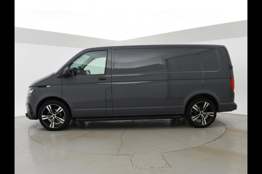 Volkswagen Transporter 2.0 TDI L2H1 + LED | 20 INCH LMV | TREEPLANKEN | APPLE CARPLAY | TREKHAAK
