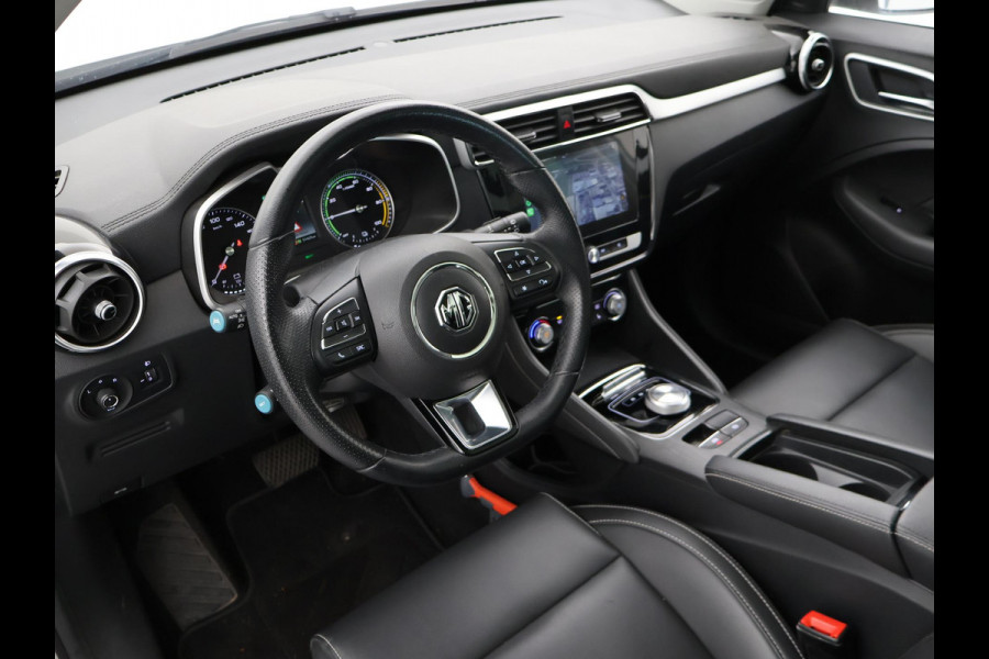 MG Mg Zs EV LUXURY 45 kWh + PANORAMA | LEDER | CAMERA | ADAPTIVE CRUISE | STOELVERWARMING