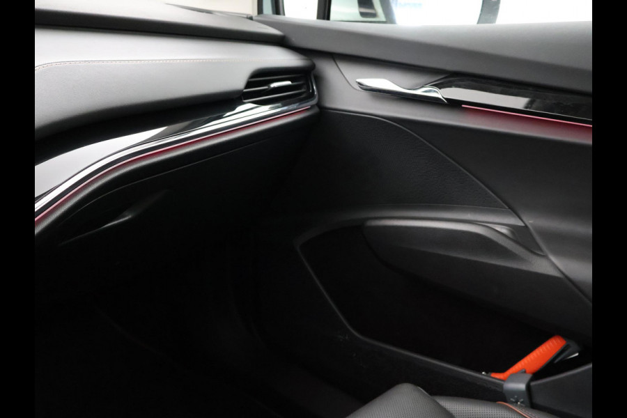 Škoda ENYAQ iV 80 + LEDER | PANORAMA | 360 CAMERA | APPLE CARPLAY | STOELVERWARMING | ADAPTIVE CRUISE