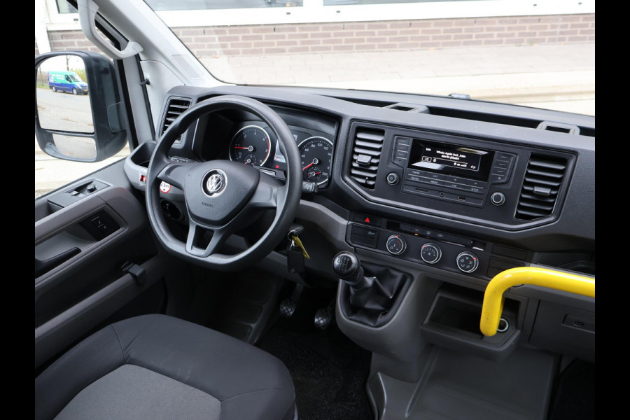 Volkswagen Crafter 2.0 TDI ROLSTOEL AUTO 9-PERS. + 4 ROLSTOELEN *EXCL. BTW* - EURO 6 - LIFT