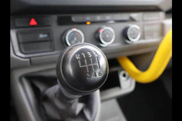 Volkswagen Crafter 2.0 TDI ROLSTOEL AUTO 9-PERS. + 4 ROLSTOELEN *EXCL. BTW* - EURO 6 - LIFT