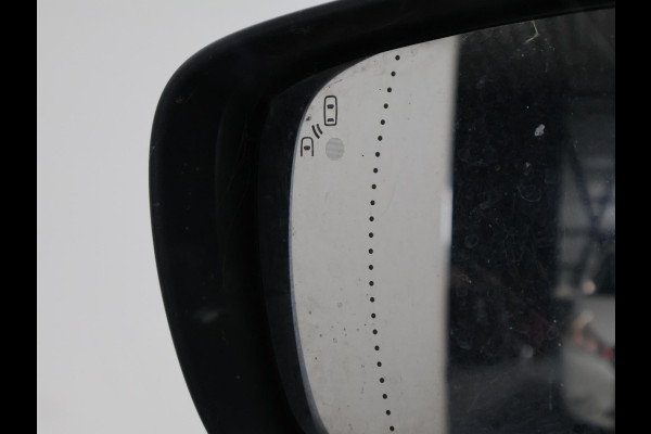 Renault Kadjar 1.2 TCe 130 PK AUT. BOSE + LEDER | CAMERA | LED | NAVIGATIE | ELEKTR. STOELSVERSTELLING