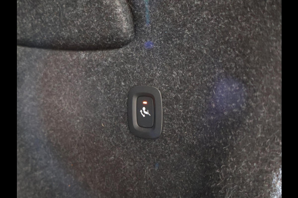 Volvo XC40 1.5 T4 RECHARGE 211 PK AUT. INSCRIPTION + TREKHAAK | LEDER | HARMAN/KARDON | STOELVERW. V+A | ADAPTIVE CRUISE