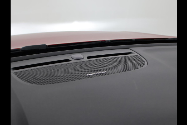 Volvo XC40 1.5 T4 RECHARGE 211 PK AUT. INSCRIPTION + TREKHAAK | LEDER | HARMAN/KARDON | STOELVERW. V+A | ADAPTIVE CRUISE