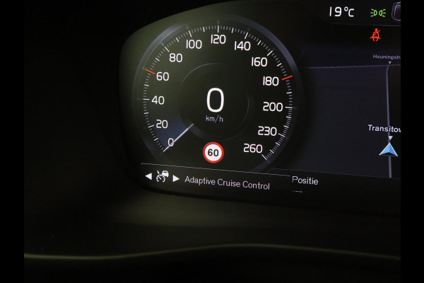 Volvo XC40 1.5 T4 RECHARGE 211 PK AUT. INSCRIPTION + TREKHAAK | LEDER | HARMAN/KARDON | STOELVERW. V+A | ADAPTIVE CRUISE