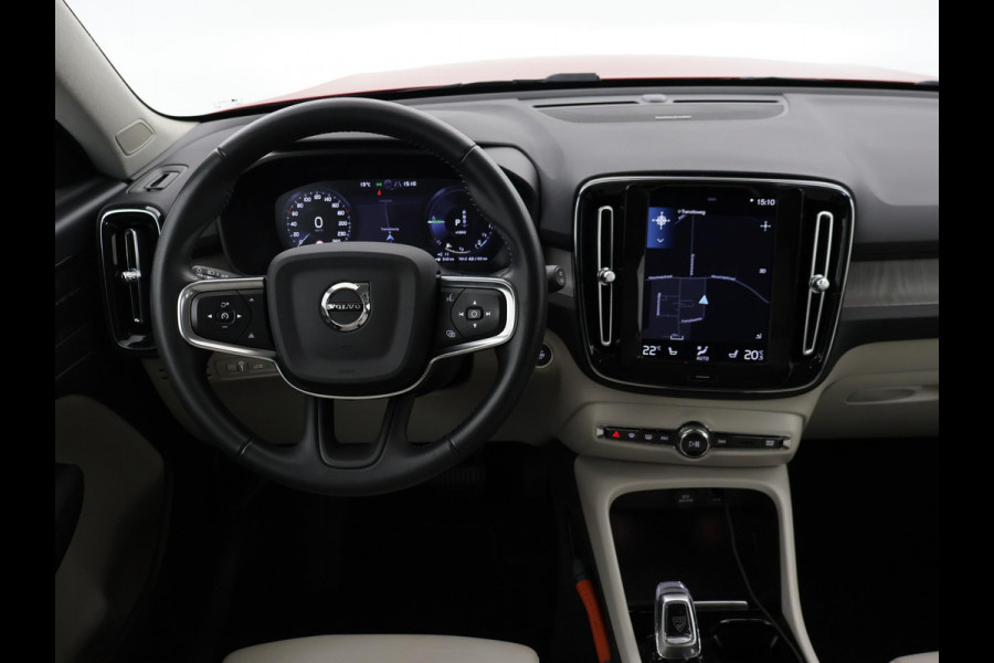 Volvo XC40 1.5 T4 RECHARGE 211 PK AUT. INSCRIPTION + TREKHAAK | LEDER | HARMAN/KARDON | STOELVERW. V+A | ADAPTIVE CRUISE