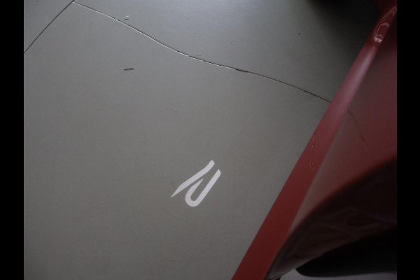 Volkswagen Touareg R 3.0 TSi V6 eHybrid 4MOTION R 462 PK *CHILI RED* + PANORAMA | STOELVENTILATIE | LUCHTVERING | DYNAUDIO | HEAD-UP DISPLAY