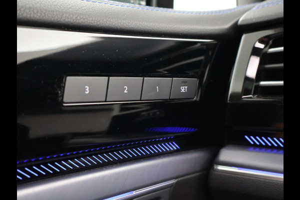 Volkswagen Touareg R 3.0 TSi V6 eHybrid 4MOTION R 462 PK *CHILI RED* + PANORAMA | STOELVENTILATIE | LUCHTVERING | DYNAUDIO | HEAD-UP DISPLAY