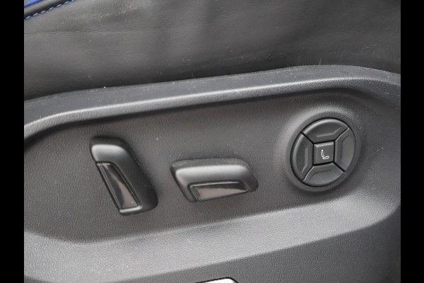 Volkswagen Touareg R 3.0 TSi V6 eHybrid 4MOTION R 462 PK *CHILI RED* + PANORAMA | STOELVENTILATIE | LUCHTVERING | DYNAUDIO | HEAD-UP DISPLAY