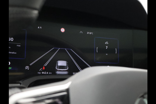 Volkswagen Touareg R 3.0 TSi V6 eHybrid 4MOTION R 462 PK *CHILI RED* + PANORAMA | STOELVENTILATIE | LUCHTVERING | DYNAUDIO | HEAD-UP DISPLAY