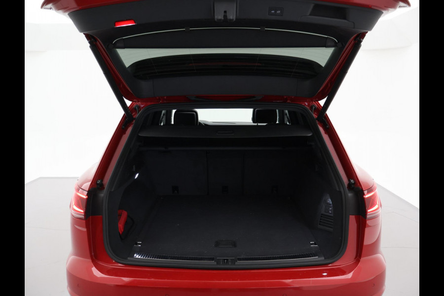 Volkswagen Touareg R 3.0 TSi V6 eHybrid 4MOTION R 462 PK *CHILI RED* + PANORAMA | STOELVENTILATIE | LUCHTVERING | DYNAUDIO | HEAD-UP DISPLAY