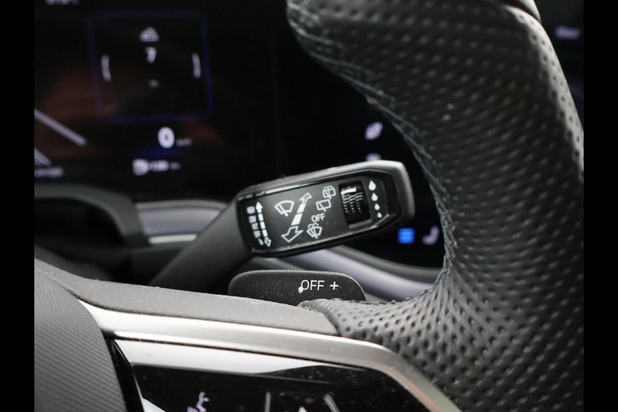 Volkswagen Touareg R 3.0 TSi V6 eHybrid 4MOTION R 462 PK *CHILI RED* + PANORAMA | STOELVENTILATIE | LUCHTVERING | DYNAUDIO | HEAD-UP DISPLAY