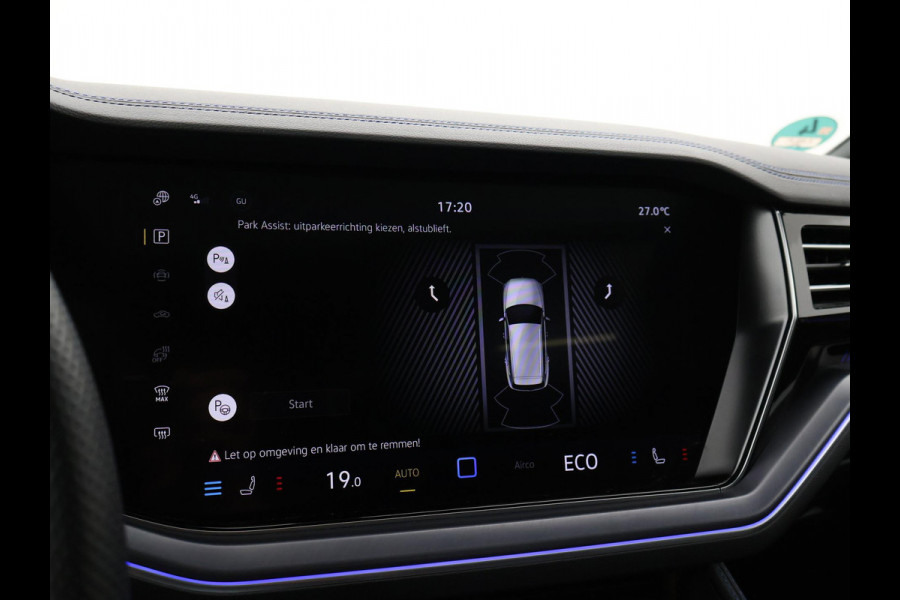 Volkswagen Touareg R 3.0 TSi V6 eHybrid 4MOTION R 462 PK *CHILI RED* + PANORAMA | STOELVENTILATIE | LUCHTVERING | DYNAUDIO | HEAD-UP DISPLAY